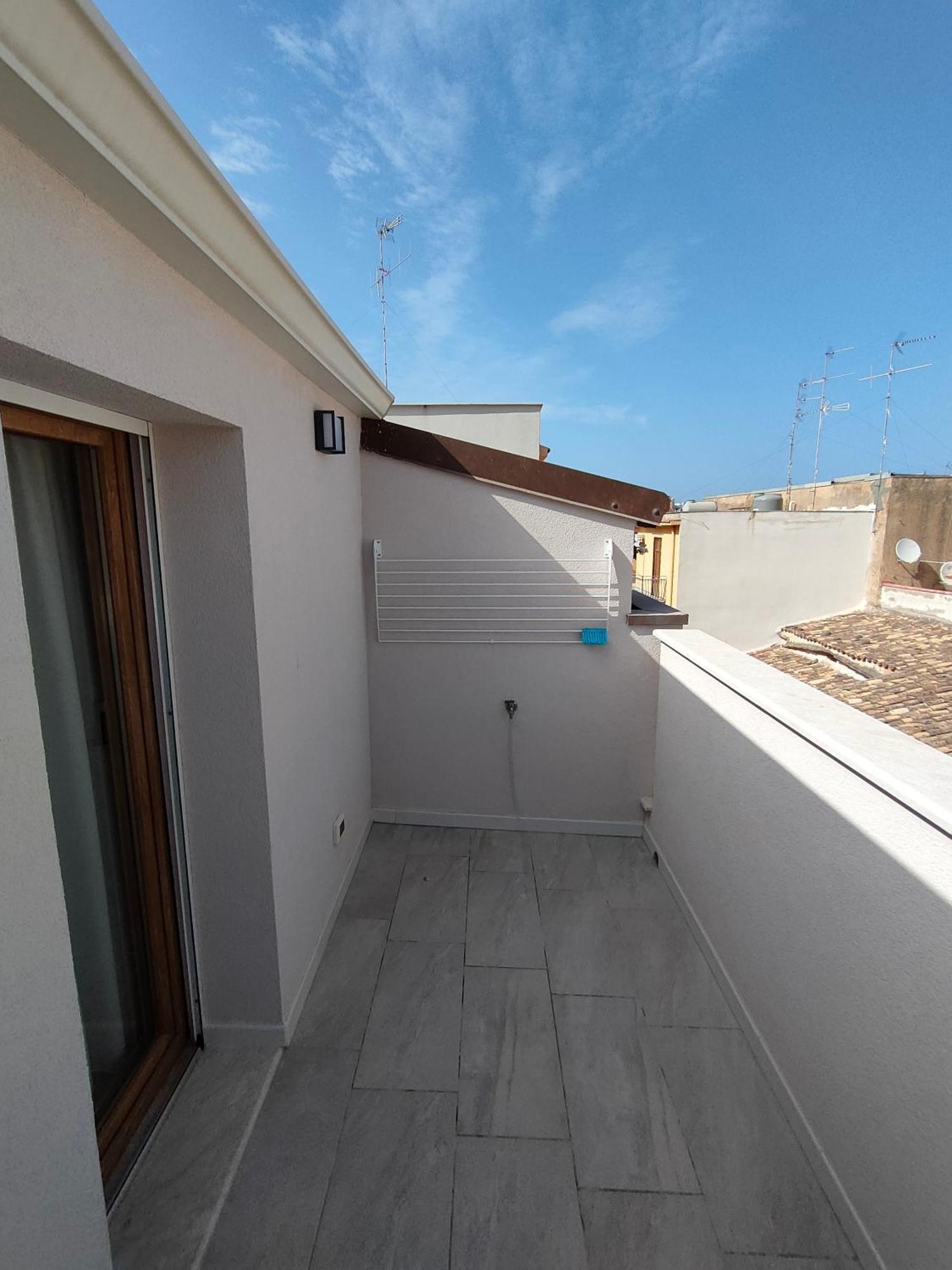 Dh Studio Apartments Castellammare del Golfo Luaran gambar