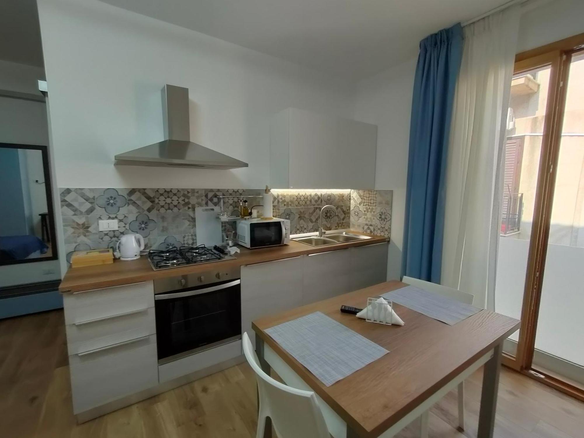 Dh Studio Apartments Castellammare del Golfo Luaran gambar